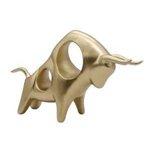 2024 Popular Business Gifts Resin Ornaments Desktop High-end Ornaments Resin Bull Wall Street Fighting Bull Resin Crafts