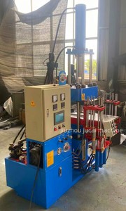 Machine de moulage par injection automatique miniature pour produits en caoutchouc de <span class=keywords><strong>semelle</strong></span> de chaussure en <span class=keywords><strong>silicone</strong></span> avec composants principaux, roulement, moteur, pompe - Product Image 3