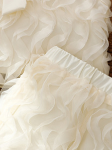 Completo Estivo 2026 per <span class=keywords><strong>Bambina</strong></span>: Top a Rete con Fiocco e Volant, Pantaloncini Tinta Unita, Due Pezzi - Product Image 5