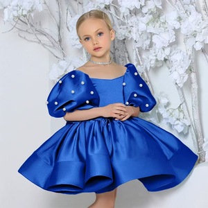<span class=keywords><strong>Vestito</strong></span> da <span class=keywords><strong>bambina</strong></span> 2026 rosso con maniche a sbuffo e perle, colori misti, <span class=keywords><strong>1</strong></span>-9 anni - Product Image 3