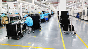 Sản xuất AC ổ đĩa 220/380V VFD <span class=keywords><strong>Fan</strong></span> bơm phổ chuyển đổi 1.5KW kích thước nhỏ 3 giai đoạn động cơ biến tần số biến tần - Product Image 6