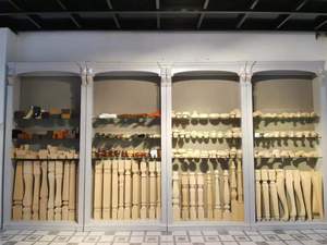 Cadre en bois massif moderne, meubles écologiques et durables, chaise et canapé traditionnels avec accoudoirs, installation facile - Product Image 5