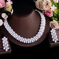 Somptueux Ensemble de Bijoux de Mariée Complet en Zircons Cubiques Pavés Ronds, Grand et Luxueux, Collier Massif pour Mariage, Fête, Arabe, Pakistanais, Défilé