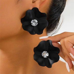 UJBOX exagéré aile rouge strass émail fleur boucles d'oreilles pour les femmes en trois dimensions cuisson peinture oreille bijoux cadeau - Product Image 3