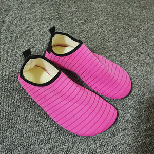 Chaussons d'intérieur en tricot à bout fermé avec semelle extérieure en EVA antidérapante, doublure en peluche, semelle souple, unisexe, pour adultes et enfants, grande taille - Product Image 4
