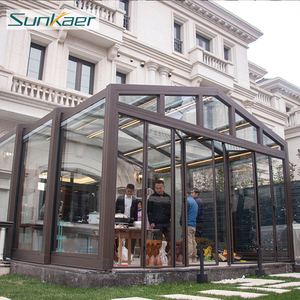 Terrazas Retráctiles Modernas en Forma de U para Jardín de Invierno, Invernaderos Prefabricados de Aluminio, Casas de Cristal con Forma Inclinada, Plegables y Deslizantes para Villas - Product Image 1
