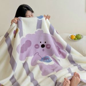 Manta de Franela Ecológica con Estampado de Dibujos Animados de Lujo para Decoración de Dormitorio y Sala de Estar - Product Image 5