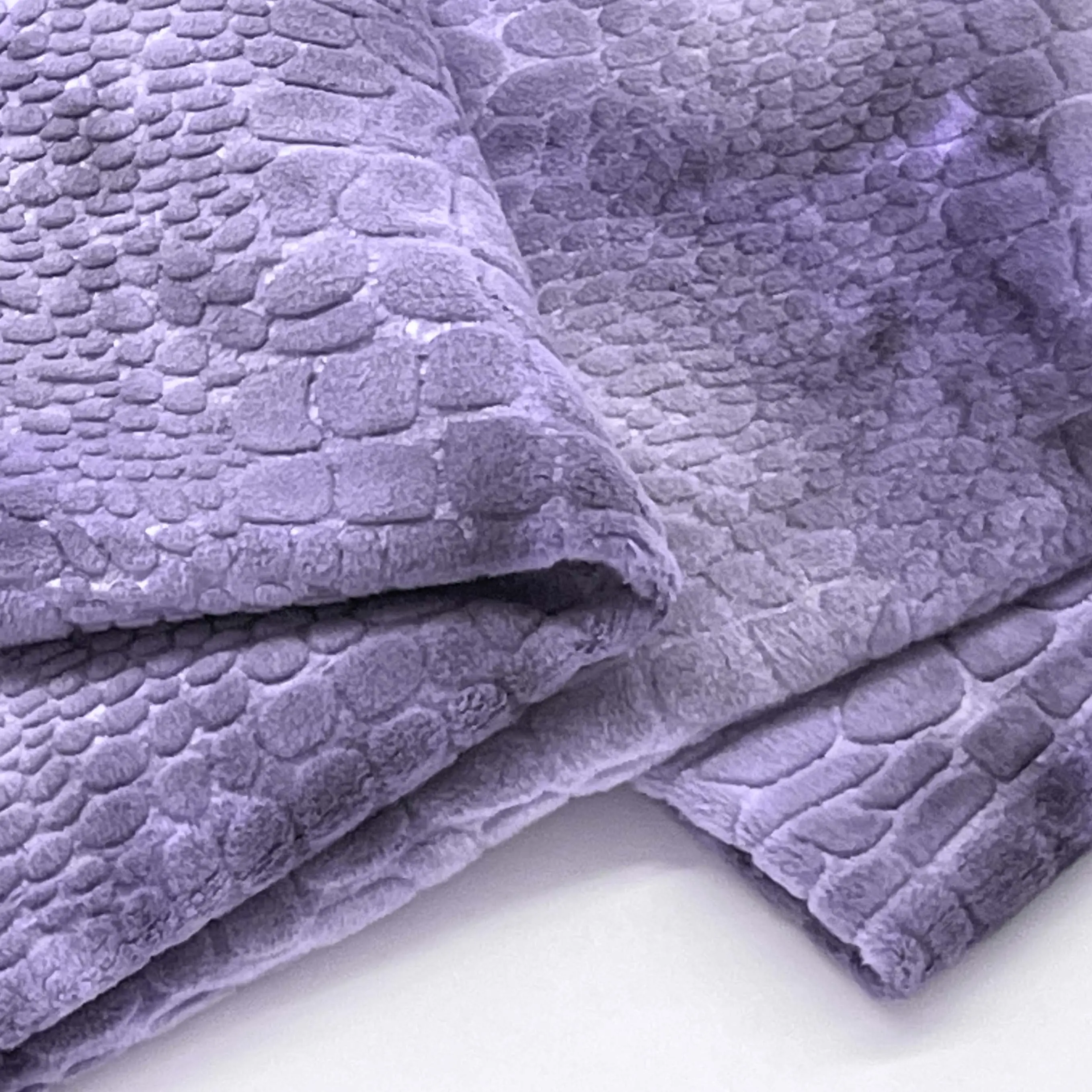 담요를위한 맞춤형 폴리 예지 밍키 양각 운동 패턴 벨벳 원단