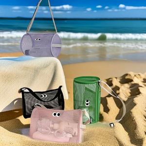 Pochette de rangement cylindrique en maille ajourée avec logo personnalisé pour maquillage, voyage, plage, natation, organisateur de toilette, vente en gros - Product Image 3