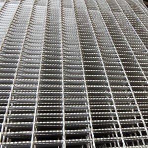 Grille en acier pour le sol du centre commercial, treillis pour le sol du couloir du ciel et plaque de grille en acier inoxydable pour le sol du lieu de sport - Product Image 5