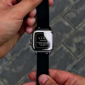 Orologi SABR con Etichetta Privata, Design Minimalista con Numeri Arabi, Logo Personalizzato, Prezzo di Fabbrica OEM - Product Image 4