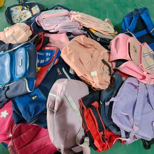 Bolsas Escolares Usadas en Pacas, Bolsas Escolares de Segunda Mano Baratas, Precio de Fábrica - Product Image 6