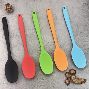 थोक अनुकूलित बीपा मुक्त सिलिकॉन स्पुटुला उच्च गर्मी प्रतिरोधी गैर-स्टिक रसोई उपकरण केक के लिए - Product Image 2