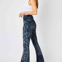 Fabricants de jeans : Conception personnalisée, imprimé floral, coupe slim, denim délavé, jeans stretch pour femme, vente en gros