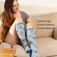 Chaussettes de compression montantes pour femmes infirmières, motif chiot mignon, soutien gradué 20-30 mmHg, mélange de bambou, sans couture, pour la course et la récupération