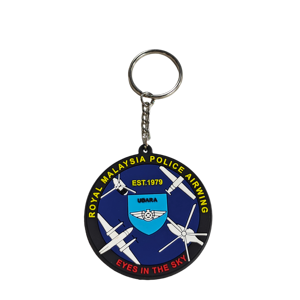 Porte-clés en caoutchouc souple 2D personnalisés avec logo, porte-clés en PVC sur mesure en gros - Product Image 3