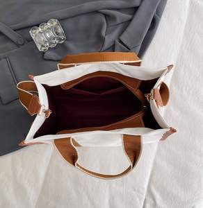 Nouveau sac à main rayé tendance pour femme 2026, en toile, avec logo personnalisé imprimé - Product Image 4