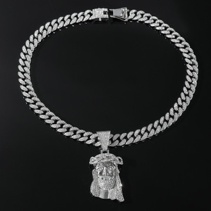 Hot Selling Simple Personalization Popular Design Portrait Pendant Necklace Exaggerated Hiphop Men's Necklaces Trendy Jewelry - Product Image 4