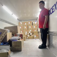 Service de fret express mondial, livraison de marchandises urgente, suivi en temps réel, transport sécurisé porte-à-porte