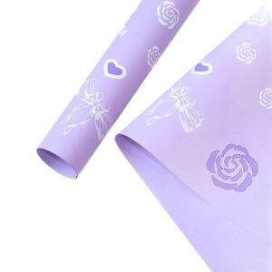 Papier d'emballage pour fleurs en plastique imprimé avec motif de cœur de rose, 58*58cm, 20 feuilles/sac, matériel d'emballage pour fleuristes, pour les fleuristes - Product Image 4