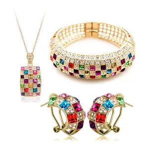 Discount Low Price Wholesale Exaggerated Design CZ Diamonds Bridesmaid Jewelry Set For Wedding