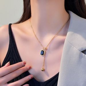 Collier en acier inoxydable plaqué argent, style punk, chaîne à maillons, pendentif à perles carrées pour femmes - Product Image 3