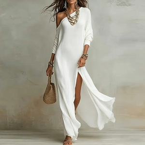 Robe Rétro Élégante Prête à l'Expédition pour Femme – Coupe Ample, Couleur Unie, Épaule Dénudée, Fendue, Manches Longues, Confortable et Stylée pour l'Extérieur - Product Image 1