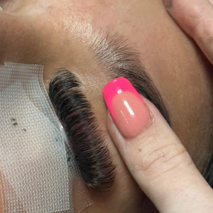 XL XXL Lash Tray Dark Black Short Root 0.05mm Épaisseur 9D 10D Volume Cils en éventail préfabriqués avec marque privée - Product Image 1