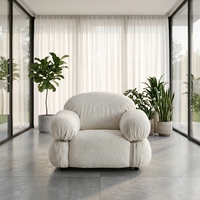 Fauteuil simple en tissu vert minimaliste, revêtement écologique, confortable, ergonomique, design de salon pour la détente
