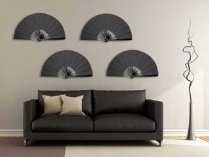 Abanico de mano chino ecológico de plástico de 13 pulgadas, plegable y portátil, con tela decorativa para Halloween y Navidad - Product Image 5