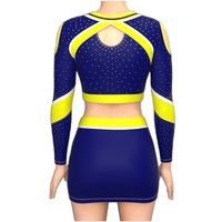 Ensemble d'uniformes de cheerleading All-Star étincelants personnalisés du fabricant-Haut court en tissu Mystique et jupe trapèze pour compétition de filles