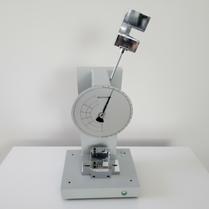 Probador de Impacto Charpy de Plástico con Pantalla de Dial <span class=keywords><strong>ISO</strong></span> <span class=keywords><strong>179</strong></span>, 7.5J o 15J, Tipo Péndulo - Product Image 1
