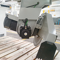 Machine de découpe automatique à pont JULUN de conception avancée à 5 axes CNC pour dalles de marbre, granit et quartz, haute précision