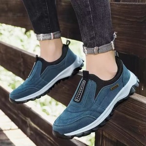 Large Size Breathable and Lightweight Men's and Women's Outdoor Leisure Sports Shoes for Walking and Running Walking Style Shoes - Product Image 1