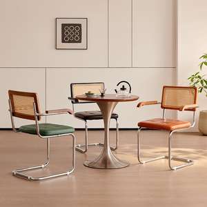 Moyen âge ménage <span class=keywords><strong>chaise</strong></span> de salle à manger chez l'habitant rétro concepteur <span class=keywords><strong>en</strong></span> <span class=keywords><strong>bois</strong></span> massif accoudoirs extensibles <span class=keywords><strong>chaise</strong></span> de négociation de loisirs de style café - Product Image 3