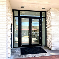Porte d'entrée double en acier et verre robuste sur mesure pour immeubles de bureaux, hôtels et centres commerciaux