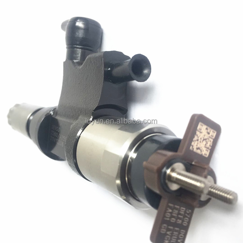 High Quality Common Rail Injector 295050-2260 Diesel Injector 8-98306475-0 8983064750 for ISUZU 4HK1 6HK1