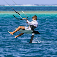 Feuille personnalisée de planche de surf professionnelle en fibre de carbone pour hydroptère SUP