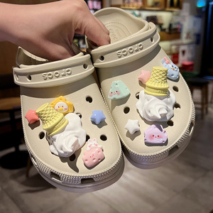 Offre Spéciale : Accessoires de Décoration Créatifs et Mignons pour Chaussures, Motifs Anime, pour Enfants, Idéaux pour Chaussures de Plage, Cadeau Promotionnel - Product Image 4