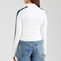 Veste courte surdimensionnée pour femme avec poches latérales contrastées et rayures, design personnalisé en gros