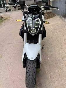 Benelli Yellow Dragon 300 Usada, Bicilíndrica de Inyección de Combustible, Refrigerada por Agua, 302CC, Fabricada en 2022, con <span class=keywords><strong>9</strong></span>.000 Kilómetros - Product Image 6