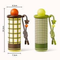 Gourde isotherme multicolore imprimée mignonne avec décor étoile et cordon perlé, en acier inoxydable, pour étudiants au quotidien