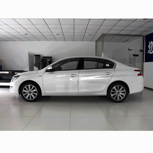 Voiture d'occasion <span class=keywords><strong>Peugeot</strong></span> 408 2016 1.6T 2WD automatique version luxe faible kilométrage bon état - Product Image 4