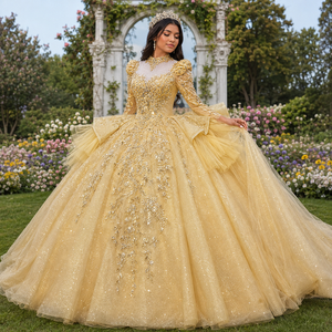Robe de Soirée Quinceañera Élégante Or Champagne Mc031, Ornée de Cristaux Scintillants, en Tulle Longueur Ras du Sol avec Traîne Chapelle, 100% Polyester - Product Image 1