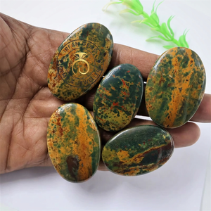 Lot de cabochons en pierre de sang 100% naturelle, formes et tailles variées, vert et rouge, avec reflets vifs, pour la fabrication de bijoux en fil métallique - Product Image 1