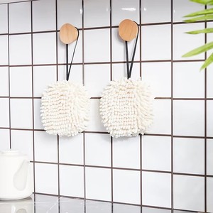 Toalla de Chenilla con Anillas para Colgar, Toallas de Bola para Secar las Manos, Seca tus Manos al Instante con Esta Creativa Toalla de Baño - Product Image 1