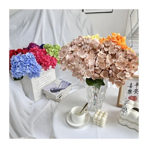 Bouquet d'hortensias artificiels à 5 têtes de fleurs, nouvelle collection, vente chaude, hortensias romantiques et colorés - Product Image 1