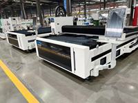 Machine de découpe laser à fibre de haute précision, machines de découpe laser à fibre pour métaux, machines de découpe laser 3000w et 6000w