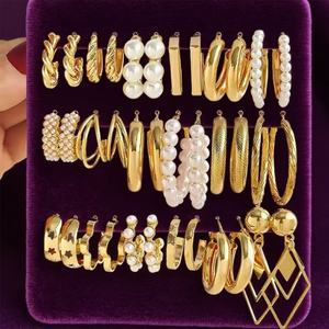 Pendientes de Acero Inoxidable con Grabado Personalizado al por Mayor, Chapados en Oro de 14K y 18K con PVD, Sin Deslustre, Sin Decoloración, Antideslustre, para Mujer - Product Image 2