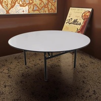 Table de banquet pliante en contreplaqué et PVC, légère, ignifugée, à prix abordable, pour salle à manger, hôtel, restaurant